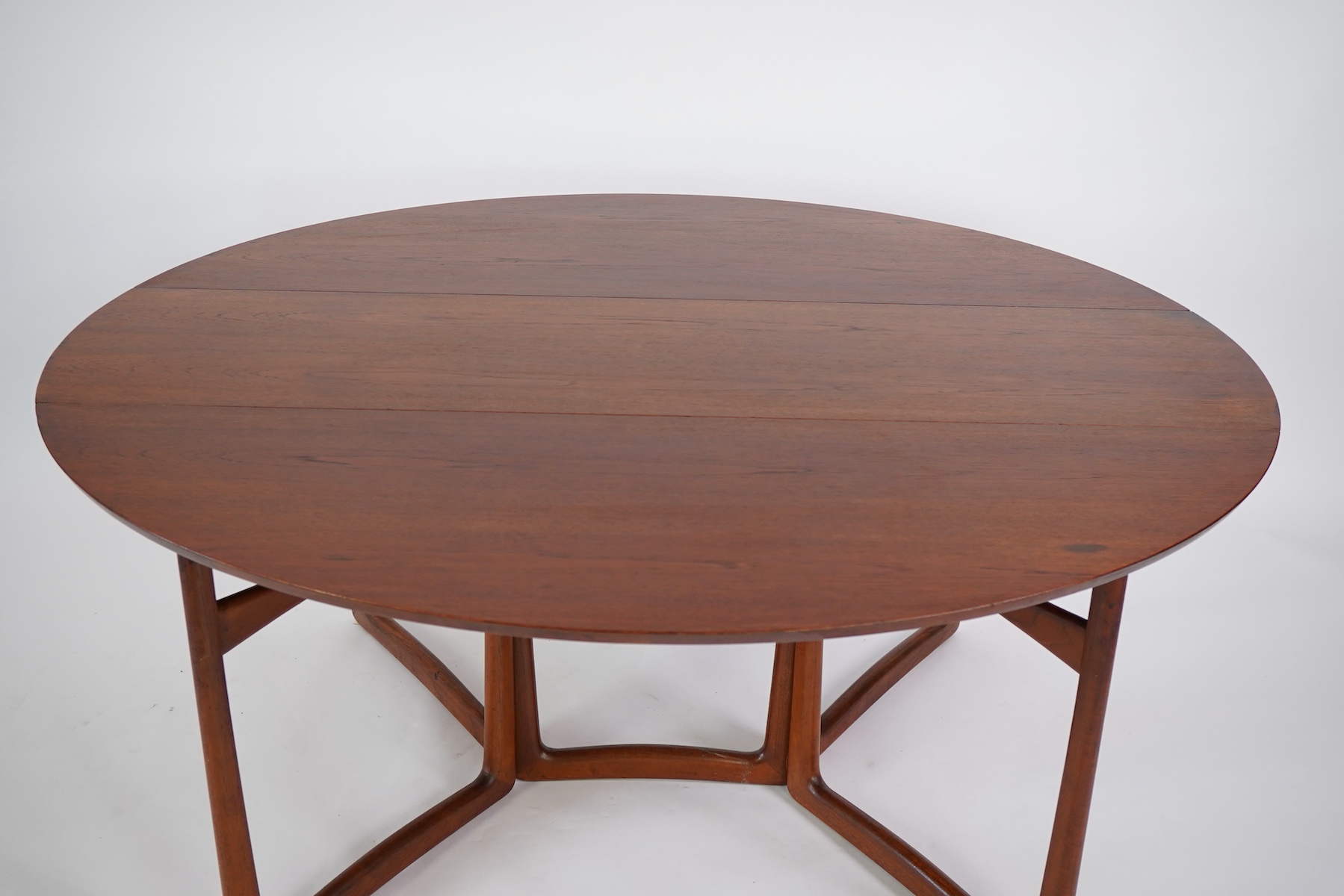 Peter Hvidt (Danish, 1916–1986) and Orla Mølgaard-Nielsen (Danish, 1907–1993) for France & Søn: A Model No. 20/59 teak drop leaf dining table